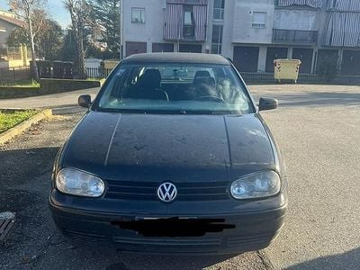Usata VW Golf IV 101 CV (74 kW) 2004 Nero Berlina