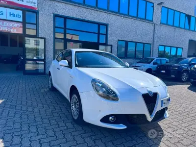 Usata Alfa Romeo Giulietta 120 CV (88 kW) 2018 Bianco Utilitaria