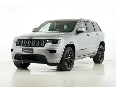 Usata Jeep Grand Cherokee Night Eagle 250 CV (183 kW) 2018 Grigio SUV