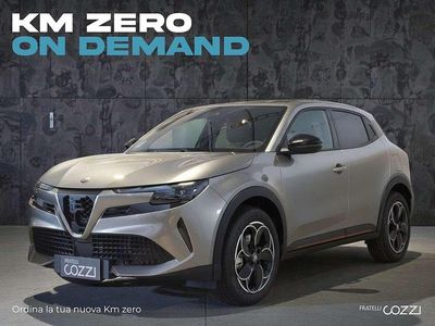 Nuova Alfa Romeo Junior Edizione Speciale 136 CV (100 kW) 2025 Argento SUV