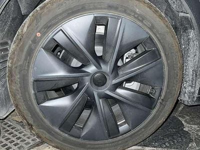 Usata Tesla Model Y RWD 88 kW (120 CV) 2025 SUV