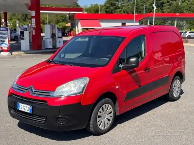 Usata Citroën Berlingo 90 CV (66 kW) 2013 Rosso Monovolume
