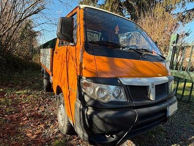 Begagnad Piaggio Porter 64 HK (47 kW) 2009