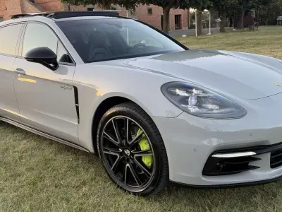 Usata Porsche Panamera Sport 330 CV (242 kW) 2019 Grigio Utilitaria