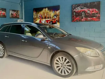 Usata Opel Insignia 160 CV (117 kW) 2011 Grigio Station wagon