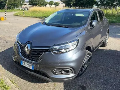 Usata Renault Kadjar Business 116 CV (85 kW) 2020 Blu/azzurro SUV