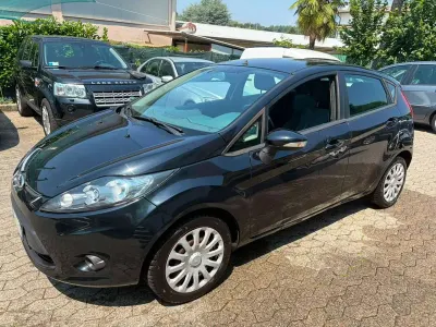 Usata Ford Fiesta Business Edition 82 CV (60 kW) 2010 Nero Berlina