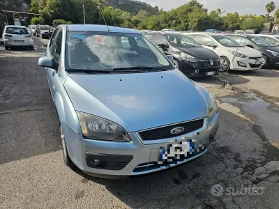 Usata Ford Focus 90 CV (66 kW) 2007 Bluazzurro Berlina