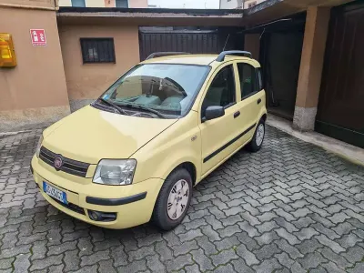 Usata Fiat Panda 60 CV (44 kW) 2008 Giallo Utilitaria
