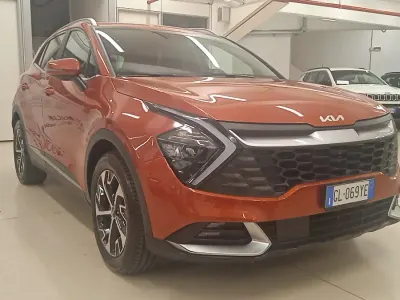 Usata Kia Sportage Style 179 CV (131 kW) 2022 Arancione SUV