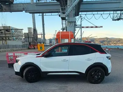 Usata Opel Mokka GS Line 101 CV (74 kW) 2023 Bianco SUV