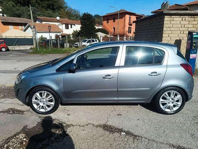 Usata Opel Corsa 86 CV (63 kW) 2013 Berlina