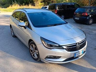 Usata Opel Astra 110 CV (80 kW) 2017 Grigio Station wagon