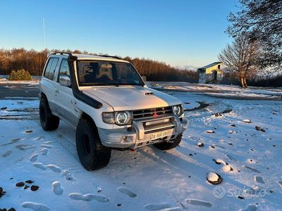 usata Mitsubishi Pajero Targhet gls