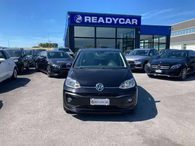 Usata VW up! Move 68 CV (50 kW) 2019 Nero Utilitaria