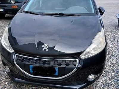 Gebraucht Peugeot 208 68 PS (50 kW) 2012 Schwarz Kleinwagen