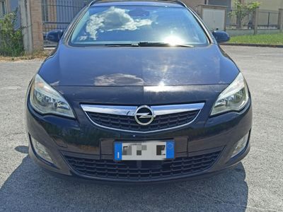 usata Opel Astra Sports tourer 1.7 cdti