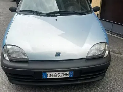 Usata Fiat 600 2003 Bluazzurro Berlina