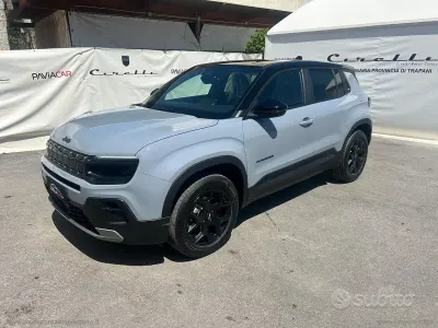 Nuova Jeep Avenger Summit 100 CV (73 kW) 2026 Grigio SUV