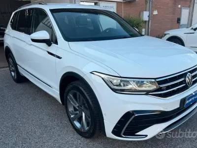 Usata VW Tiguan Allspace R-line 200 CV (147 kW) 2023 Bianco SUV