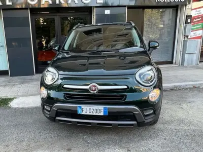 Usata Fiat 500 Cross Plus 140 CV (102 kW) 2016 Verde Station wagon