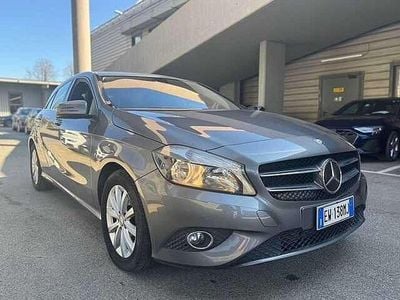 Usata Mercedes A180 Executive 109 CV (80 kW) 2014 Grigio Berlina