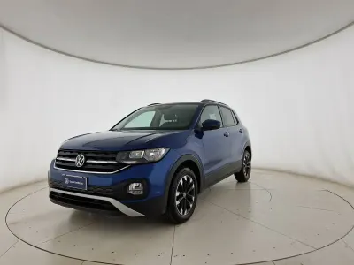 Usata VW T-Cross Style 110 CV (80 kW) 2023 Reef blue metallizzato SUV