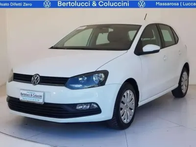 Usata VW Polo Trendline 75 CV (55 kW) 2016 Bianco pastello Berlina
