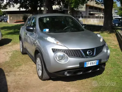 Usata Nissan Juke Acenta 110 CV (80 kW) 2011 Grigio SUV