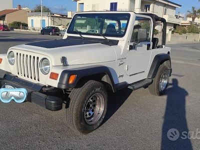 Bianco Usata 1999 Jeep Wrangler Sport SUV | 19.500 € (Ottimo prezzo)