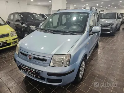 Usata Fiat Panda Emotion 60 CV (44 kW) 2010 Blu Utilitaria