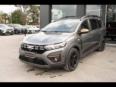 Usata Dacia Jogger Extreme 101 CV (74 kW) 2024 Grigio cometa Monovolume