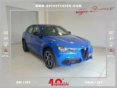 Usata Alfa Romeo Stelvio Veloce 209 CV (153 kW) 2023 Azzurro SUV