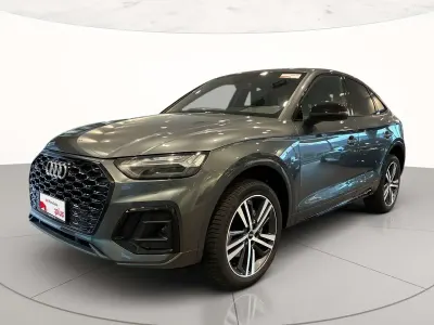 Usata Audi Q5 Sportback S-Line 204 CV (150 kW) 2024 Grigio daytona perlato SUV