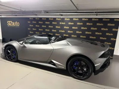 Usata Lamborghini Huracán 639 CV (469 kW) 2024 Grigio Cabrio