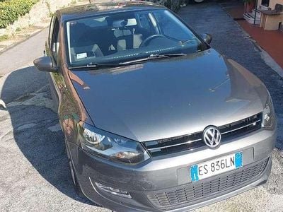 Usata VW Polo Comfortline 75 CV (55 kW) 2013 Grigio Utilitaria