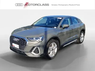 Usata Audi Q3 Sportback S-Line 150 CV (110 kW) 2022 Grigio SUV