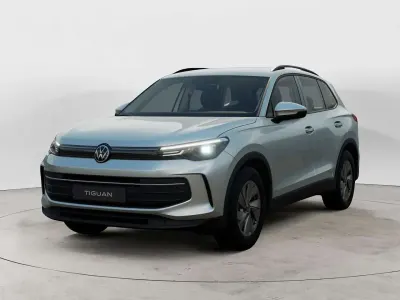 Usata VW Tiguan Life 150 CV (110 kW) 2025 Argento SUV