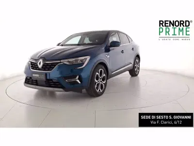 Usata Renault Arkana Techno 143 CV (105 kW) 2023 Blu scuro SUV