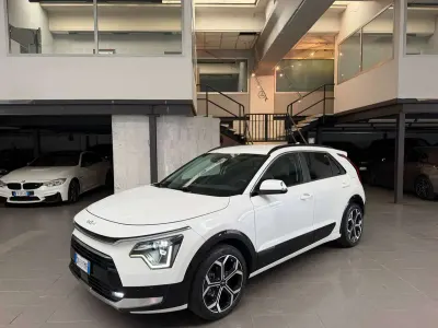 Usata Kia Niro Premium 105 CV (77 kW) 2023 Other SUV