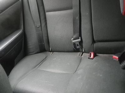 Käytetty Toyota Avensis 116 HP (85 kW) 2005 Harmaa Sedan