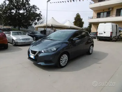 Usata Nissan Micra Acenta 92 CV (67 kW) 2022 Grigio Utilitaria