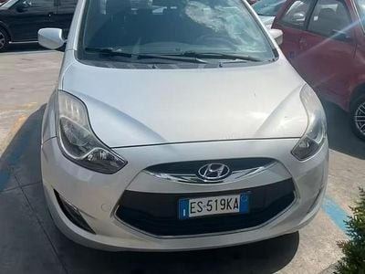 Usata Hyundai ix20 90 CV (66 kW) 2014 Grigio Utilitaria