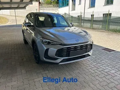 Nuova MG ZS 115 CV (84 kW) 2026 Argento SUV
