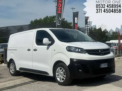 Usata Opel Vivaro 120 CV (88 kW) 2020 Bianco Monovolume