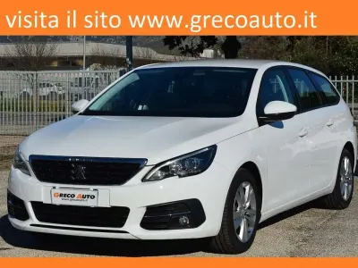 Käytetty Peugeot 308 SW Active 131 HP (96 kW) 2021 Valkoinen Farmari