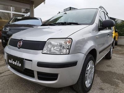Argento Usata 2011 Fiat Panda Dynamic Utilitaria | 5490 € (Buon prezzo)
