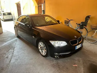 Usata BMW 320 184 CV (135 kW) 2011 Nero Coupé