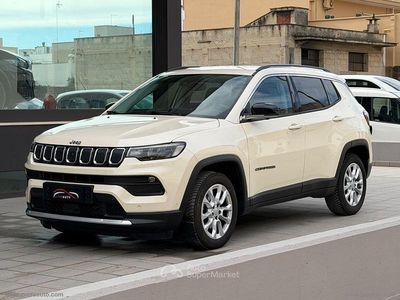 Usata Jeep Compass Limited 131 CV (96 kW) 2022 Beige SUV