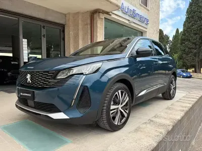 Usata Peugeot 3008 Allure 131 CV (96 kW) 2023 Blu SUV